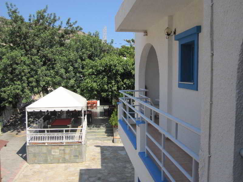 Amazones Villas Apartments Hersonissos  Zewnętrze zdjęcie